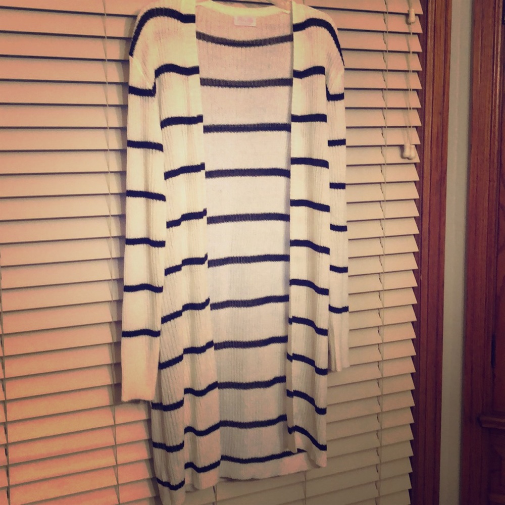 Pink lily size M cardigan black and white stripe